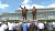 북한 주민들이 평양 만수대언덕에 있는 김일성·김정일 동상 앞에서 묵념하고 있다. [연합뉴스]