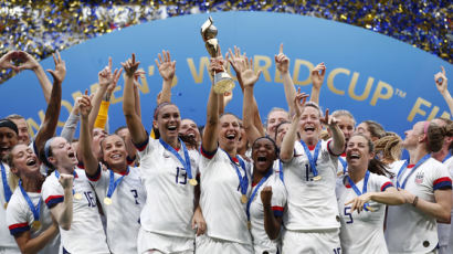 미국 여자 월드컵 4번째 우승...네덜란드에 2-0 완승