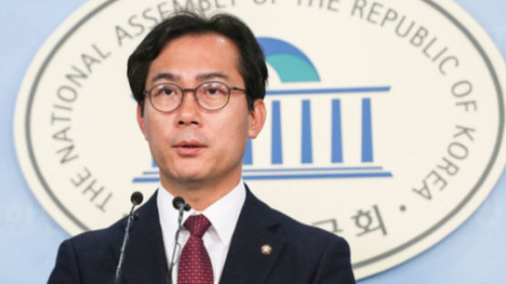 한국당 “23사단 병사 투신 배경, 국정조사로 밝혀야”