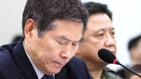 한국당, 정경두 국방장관 해임건의안 15일 제출 …민주당 “수용불가”