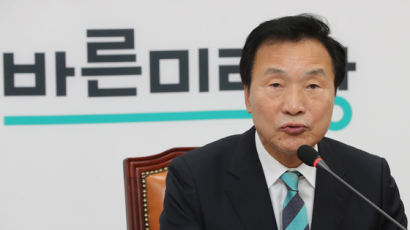손학규 '추석 전 지지율 10% 안되면 사퇴' 사실상 번복?