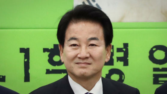 “원로정치인이 분열 선동” 정동영, 박지원 대놓고 공개 비난