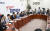 자유한국당 최고위원-중진의원 연석회의가 17일 국회 당대표회의실에서 열렸다. 임현동 기자