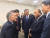문재인 대통령이 지난 6월 28일 일본 오사카에서 열린 G20 정상회의 세션에 앞서 아르헨티나의 마우리시오 마크리 대통령(맨 앞 왼쪽) 등과 대화하고 있다. [뉴스1]