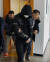 충남 서천 친부 살인 및 인천 노부부 살인사건 용의자 A씨가 9일 대전지법 홍성지원에서 영장실질심사가 마친 후 법원을 나서고 있다.[뉴스1]