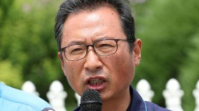 '불법시위' 주도 혐의 김명환 민노총 위원장 재판 넘겨져 