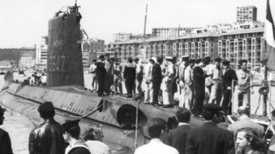 52명 탑승 佛잠수함 '뒤늦은 귀향'···실종 51년만에 발견