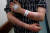 지난 21일 홍콩 위안랑역에서 괴한이 휘두른 쇠막대와 각목에 맞아 상처를 입은 시위참가자 캐빈 소. [로이터=연합뉴스] 