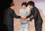 2009년 10월 27일 남산 하얏트호텔에서 열린 대종상 개막식 및 제47회 영화의 날 행사에서 공로영화인상을 받은 남기남 감독. [연합뉴스]