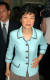 한나라당 박근혜 전 대표가 2004년 여름 휴가 중 염창동 당사로 출근하고 있다. 김형수 기자