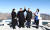 2018년 9월 20일 오전 문재인 대통령과 김정은 국무위원장이 백두산 정상인 장군봉에 올라 손을 맞잡아 들어올리고 있다. 평양사진공동취재단