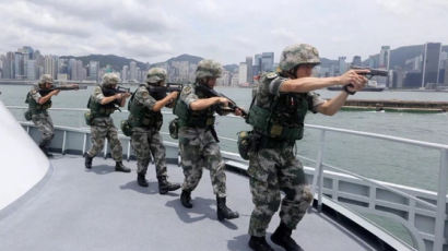 홍콩 비상사태 발생시 7단계 거쳐 중국군 우선 8000명 투입