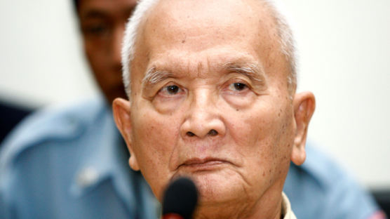 캄보디아서 200만 학살 누온 체아, 죽을 때까지 "전쟁 범죄 아냐"