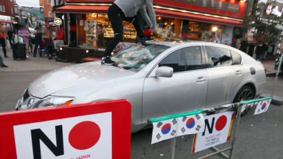 잘나가던 일본차의 굴욕···한달만에 판매량 32% 줄었다