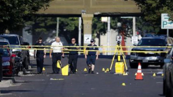 오하이오 총기난사 1분도 안 돼 9명 살해…용의자 동생도 사망