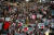 3일 오후 서울 종로구 구 일본대사관 앞에서 열린 아베 규탄 시민행동 &#39;일본 경제보복 규탄 촛불문화제&#39;에서 시민들이 구호를 외치고 있다. [뉴스1]