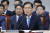 정의용 국가안보실장이 6일 서울 여의도 국회에서 열린 운영위원회 전체회의에서 의원들의 질의에 답하고 있다. [뉴스1]