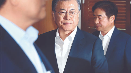문 대통령 “남북 평화경제 땐 단숨에 일본 따라잡는다”