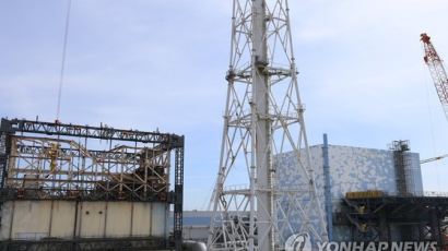 일본 방사능물 100만t 바다에 버린다···"한국 특히 위험"