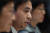 중국 본토의 홍콩 마카오 판공실 관계자가 지난 6일 베이징에서 기자회견을 열고 홍콩 시위대를 향해 ’불장난하면 타죽는다“고 경고했다.[AFP=연합뉴스]
