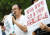 16일 서울 종로구 옛 일본대사관 앞에서 열린 후쿠시마 &#39;오염수 방류 규탄 한일 공동 기자회견&#39;에서 AWC 일본연락회의 수도권 사무차장인 사코다 히데후미 씨가 도쿄올림픽 선수단의 방사능 피폭 위험을 경고하는 발언을 하고 있다. [뉴스1]