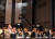 최태원 SK회장(왼쪽)이 19 일 오전 서울 광장동 워커힐 호텔에서 열린 2019 이천포럼 개막식에 참석해 소개 영상을 보고 있다. [사진 SK]