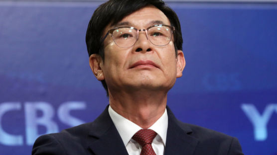 김상조 "지소미아 한·미·일에 매우 중요"…이르면 22일 결정