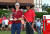지난해 PGA 투어 시즌 최종전 우승자인 타이거 우즈(오른쪽)와 플레이오프 챔피언의 자리에 오른 저스틴 로즈. [AFP=연합뉴스]