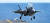 미 강습상륙함 와스프(WASP)함에 수직 착륙하는 F-35B 스텔스 전투기. [로이터=연합뉴스]