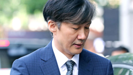 한국당, 조국청문회 '침대축구'···추석 밥상 민심 노리나 