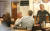 스티븐 비건 미 국무부 대북특별대표와 앨리슨 후커 미국 백악관 국가안보회의(NSC) 한반도 보좌관이 22일 오후 서울 종로구 한 식당에서 저녁식사를 하고 있다. [연합뉴스]