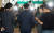 조국 법무부 장관 후보자가 25일 서울 종로구에 마련된 인사청문회 준비 사무실로 들어서며 입장을 밝히고 있다. [뉴스1]