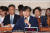 조국 법무부 장관 후보자가 6일 서울 여의도 국회에서 열린 인사 청문회에서 의원들의 질의에 답하고 있다. [뉴스1]