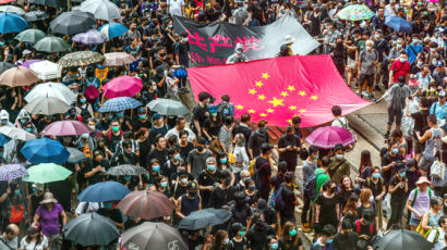 홍콩 시위가 내 통장을 위협한다…‘링크드 투자’로 확산하는 ‘파생 포비아’
