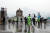 초미세먼지 주의보가 발령된 지난 3월 20일 오전 서울 광화문광장에서 서울시·종로구 관계자와 주민들이 물청소를 하고 있다. [뉴스1]