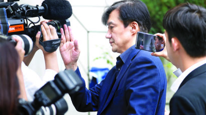 한국당 “임명 땐 곧바로 해임건의안”