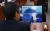 정경두 국방장관이 지난 4일 국회 국방위에 출석해 함박도에 설치된 북한군 군사시설을 모니터를 통해 보고 있다. . [연합뉴스]