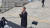 이언주 무소속 의원이 10일 국회 본관 앞에서 삭발했다. 한영익 기자