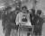 서울대학교 법대생들이 1970년 11월 20일 고(故) 전태일 열사의 영정을 들고 문리대쪽으로 추도행진을 벌이고 있다. [중앙포토]