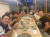 김경태(왼쪽 넷째)가 17일 서울 강서구의 한 식당에서 김찬(왼쪽), 이마히라 슈고(왼쪽 셋째) 등 JGTO 투어 무대에서 활동중인 동료들을 저녁 식사에 초청했다. [사진 신한금융그룹]
