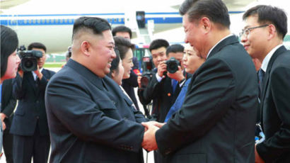 김정은, 시진핑에 답전 "북중 친선은 '전략적 선택'…발전시키자"