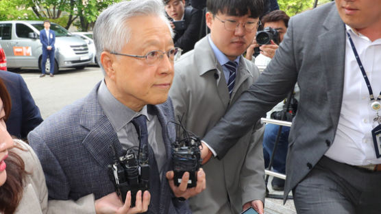 檢 ‘KT 채용비리’ 이석채 전 회장에 징역 4년 구형 
