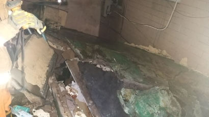 태풍 타파에 부산 폭우…단독주택 붕괴, 70대 여성 깔려 사망