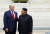 지난 6월 판문점에서 만난 도널드 트럼프 미국 대통령(왼쪽)과 김정은 북한 국무위원장과 함께 남쪽으로 넘어오고 있다. [연합뉴스] 