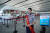 중국 항공사 직원이 25일 개항한 베이징 다싱공항에서 손님들을 맞이할 준비를 하고 있다.[신화=연합뉴스]