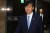 조국 법무부 장관이 26일 오후 서울 여의도 국회에서 본회의가 정회되자 본회의장을 나서고 있다. [뉴스1]