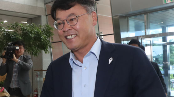 김진규 울산남구청장 법정구속…징역 10개월, 벌금 1000만원