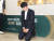 김비오가 1일 열린 KPGA 긴급 상벌위원회에 참석한 뒤 취재진 앞에서 무릎 꿇고 사죄하고 있다. [연합뉴스]