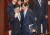 조국 법무부 장관이 더불어민주당 김종민 의원과 26일 오후 국회 본회의장에서 대화하고 있다. [연합뉴스]