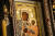 성바오로 은수자 수도회 성당에 걸려 있는 &#39;검은 성모&#39;화. 오른쪽 뺨에 두 줄기의 칼자국이 나 있다. 